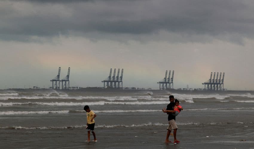 Karachi coast line