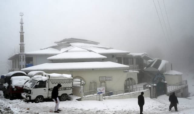 Snowfall in Pakistan