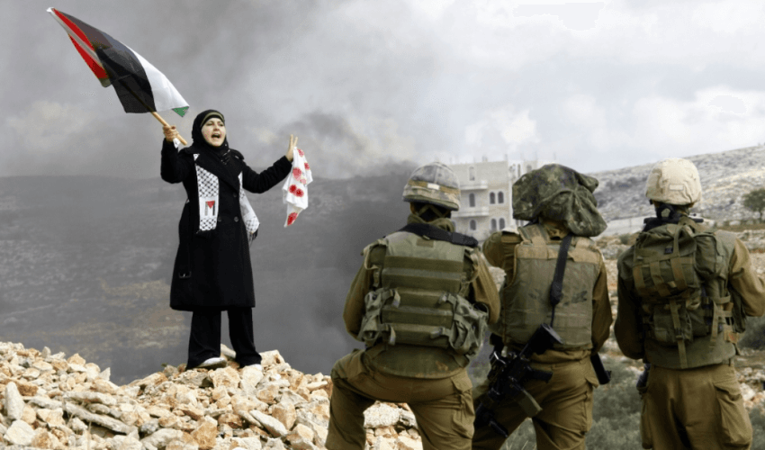 Gaza woman and Israel Army Gaza woman and Israel Army