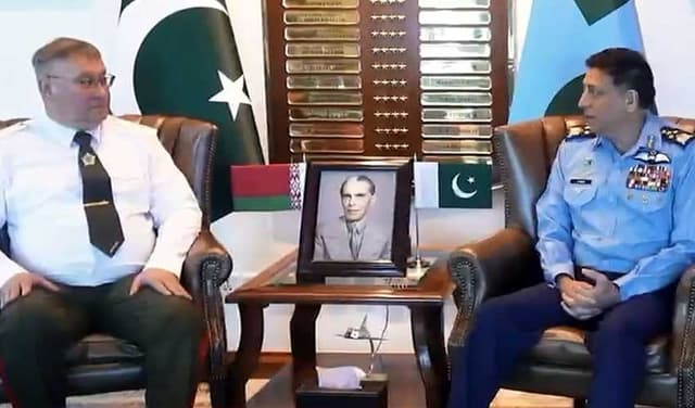 Pakistan, Belarus resolve to boost military cooperation (Courtesy: File)
