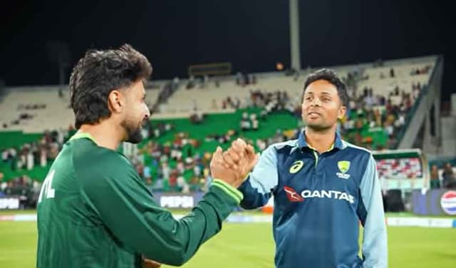 Australian spinner Tanveer Sangha develops taste for Pakistani cuisine (Courtesy: PCB)