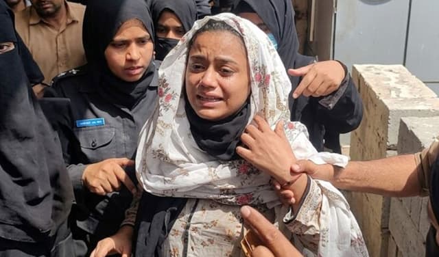 SSP City Ali Hassan suspended over protocol to Anmol Pinky (Courtesy: File)