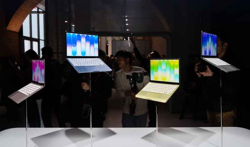 Apple shares rise as iPhone 17