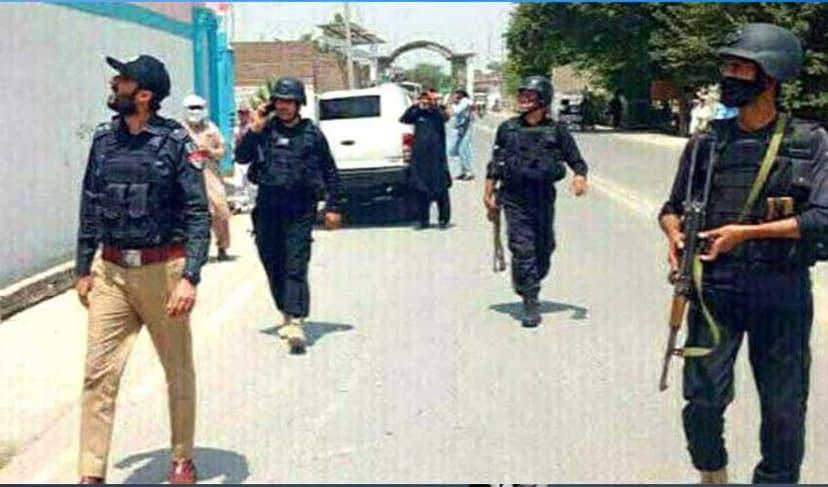 Four policemen injured in Bannu attack (Courtesy: File)
