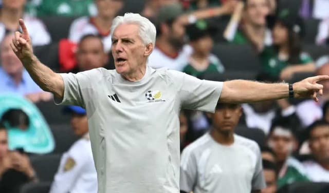 Broos relishes South Africa's biggest World Cup test against Canada (Courtesy: File)