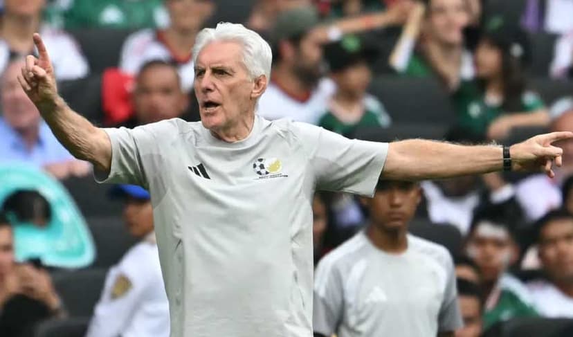 Broos relishes South Africa's biggest World Cup test against Canada (Courtesy: File)