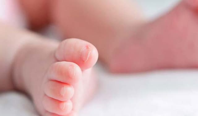 Sindh minister calls for contraceptive surgery after third C-section Sindh minister calls for contraceptive surgery after third C-section