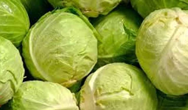 Excessive cabbage consumption may lead to thyroid-related problems (Courtesy: File)