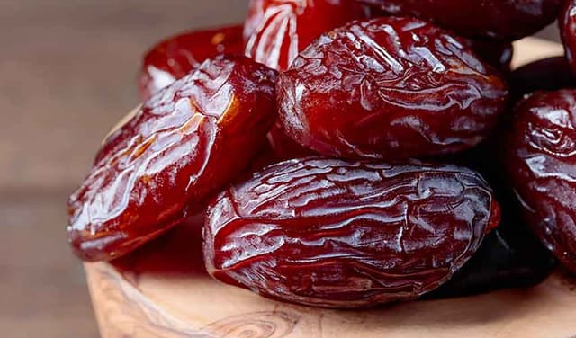 'Dates support heart, blood vessel health, nutrition' (Courtesy: File)