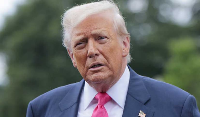 Trump sees strategy 'effective' to stop Iran from obtaining nukes (Courtesy: File)