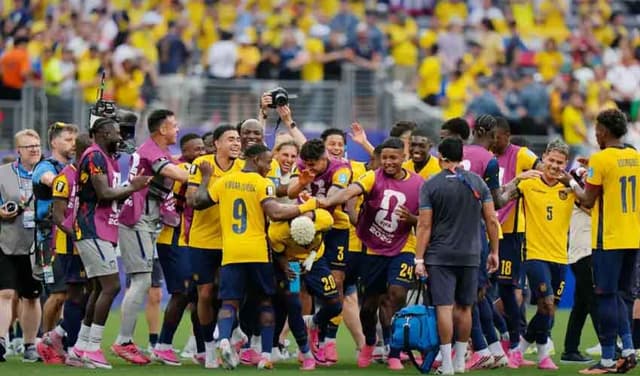 Ecuador declares national holiday
