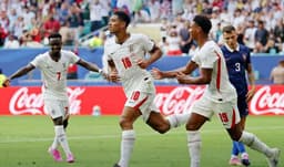 England beat France 6-4 to finish third