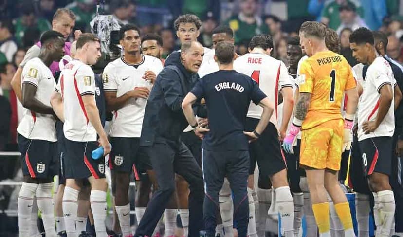 England beat Mexico 3-2