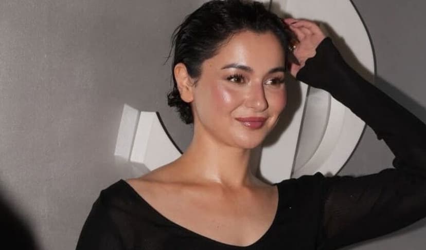 Hania-Aamir-YSL-lahore