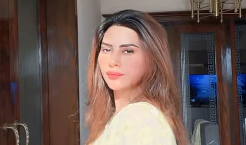 Huma-Saleem-latest
