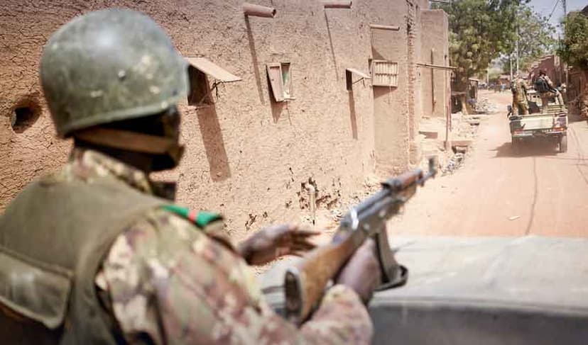 Insurgents kill dozens in Mali