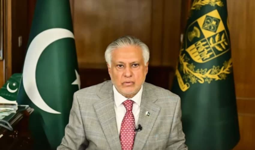 Dar arrives in Egypt to attend regional foreign ministers’ meeting (Courtesy: @ForeignOfficePk) Dar arrives in Egypt to attend regional foreign ministers’ meeting (Courtesy: @ForeignOfficePk)