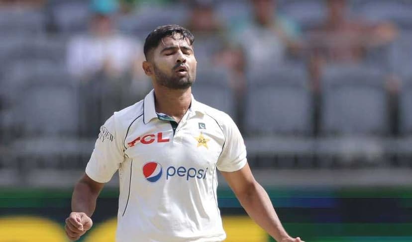 Team results won't improve without balanced bowling,batting: Khurram (Courtesy: File)