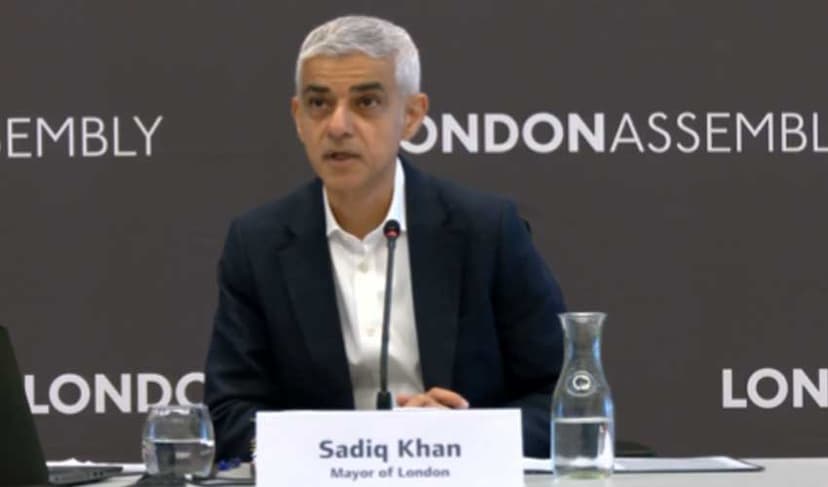 London mayor awarded House of Lords peerage (Courtesy: File)