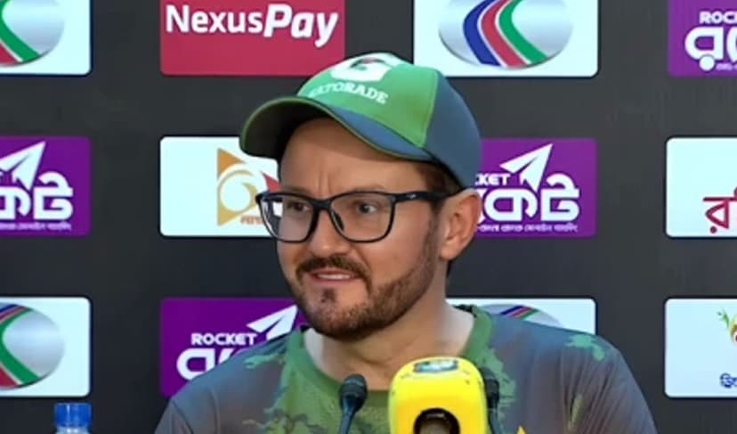 Mike-hesson-pakistan-new-zealand