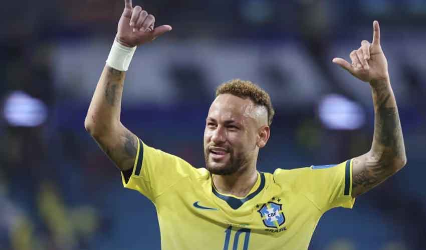 Neymar returns for Brazil