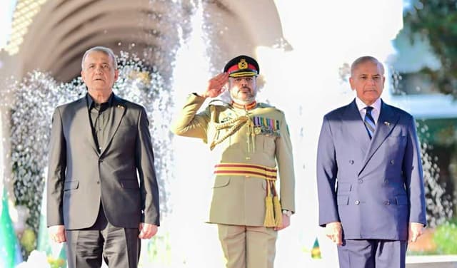 PM Shehbaz pledges not to let Iranian people down (Courtesy: @GovtofPakistan)