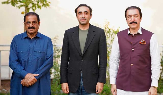 Bilawal directs AJK PM to step up public outreach for electoral campaign (Courtesy; @MediaCellPPP)