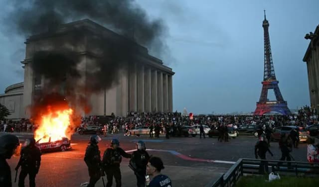 Paris-riots-latest