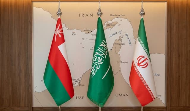Iran holds talks with Saudi Arabia, Oman on Strait of Hormuz security