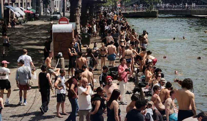 People seek relief from European heatwave
