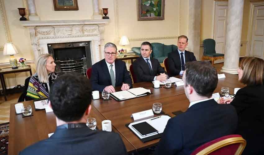 UK tightens rules on overseas donations