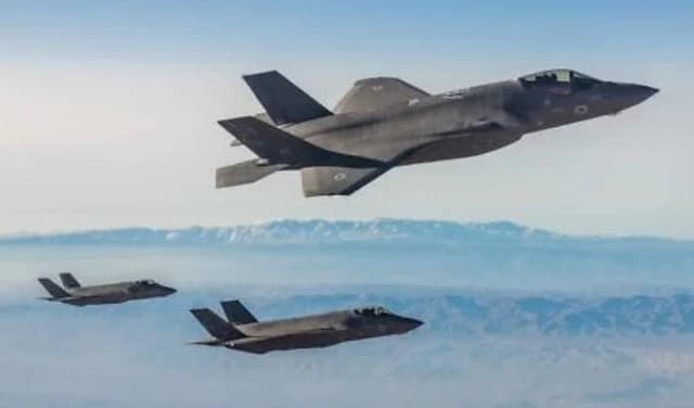 US, Saudi Arabia target Iran-backed groups in Iraq after drone attacks