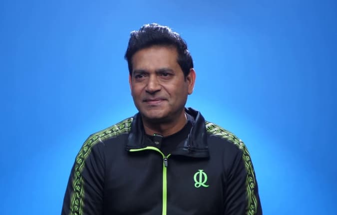 Aaqib Javed sees central contracts as first step towards separate teams (Courtesy: Online)