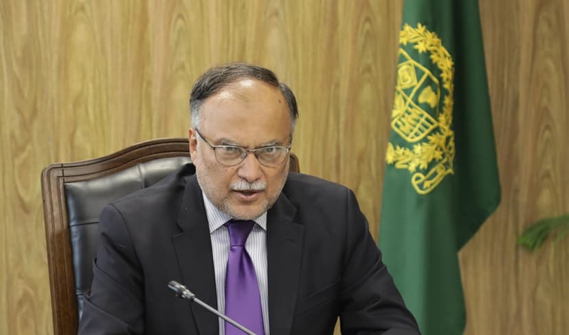 Iqbal recounts PML-N’s development projects (Courtesy: File)