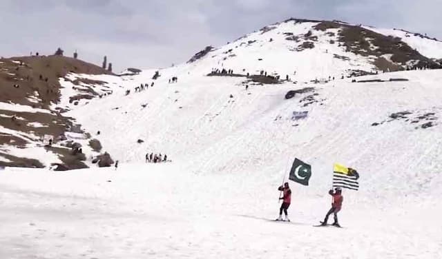 Pakistan Army organises 'Aman Mela' convention at Kust – File