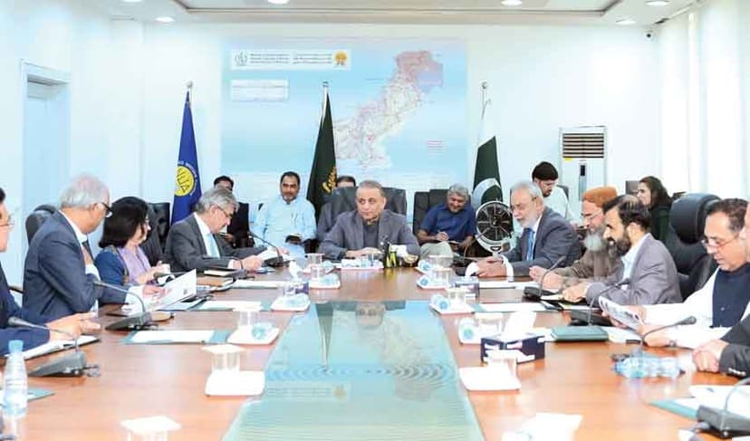 Photo: Abdul Aleem Khan Facebook
