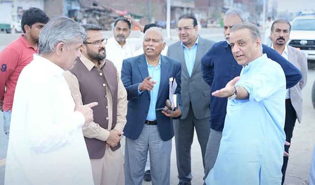 Photo: Abdul Aleem Khan Facebook