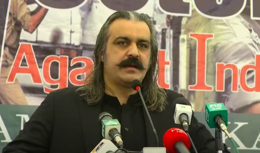 KP CM Gandapur vows to empower workers in line with PTI founder's vision – File