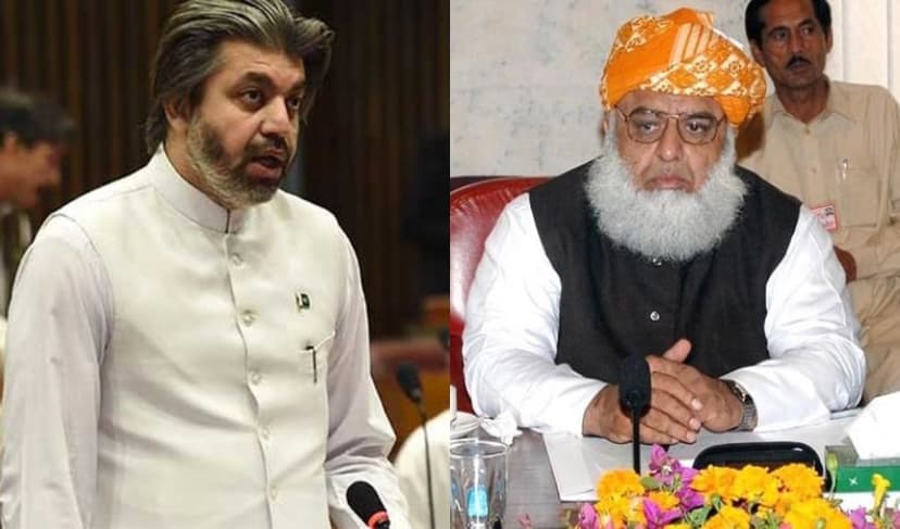 From left to right: Ali Muhammad Khan and Maulana Fazlur Rehman – Files