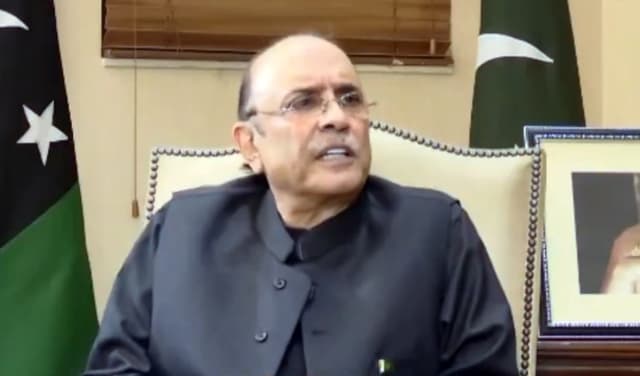 President Zardari undergoing treatment at private hospital in Clifton (Courtesy: Online)