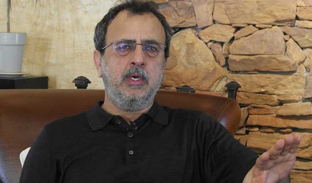 Leghari credits Shehbaz for Rs135bn PIA bid (Courtesy: File)