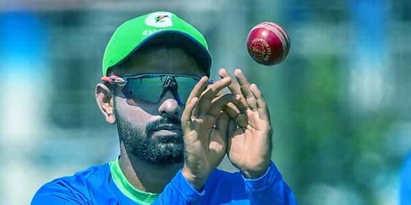 Pakistan make five changes in playing XI against Sri Lanka