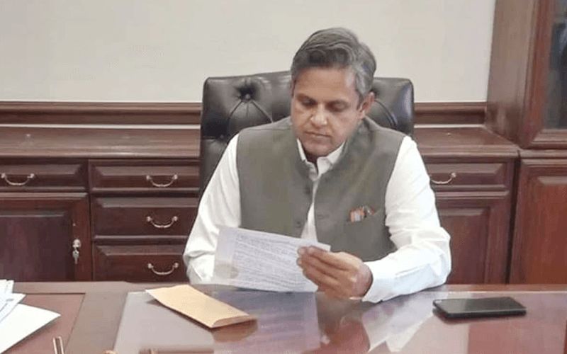 Punjab minister announces launch of pink buses in Lahore (Courtesy: Online)