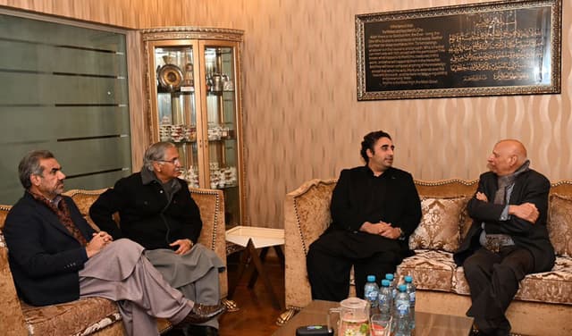 Bilawal Bhutto meets Chaudhry Sarwar – @MediaCellPPP