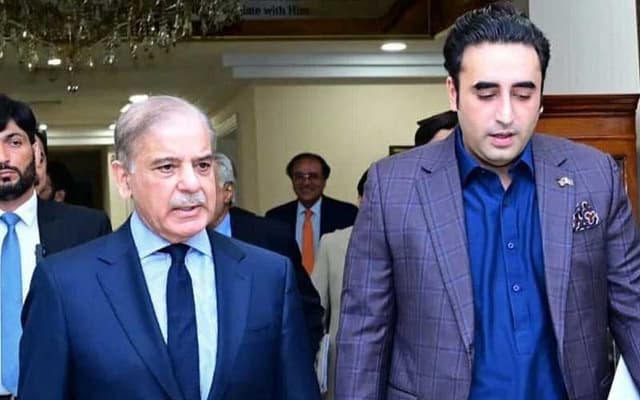 Bilawal Bhutto condoles with PM on cousin's death (Courtesy: File)