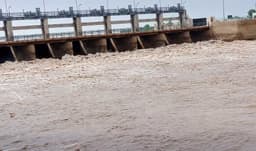 India releases water again as Pakistan issues flood alert India releases water again as Pakistan issues flood alert