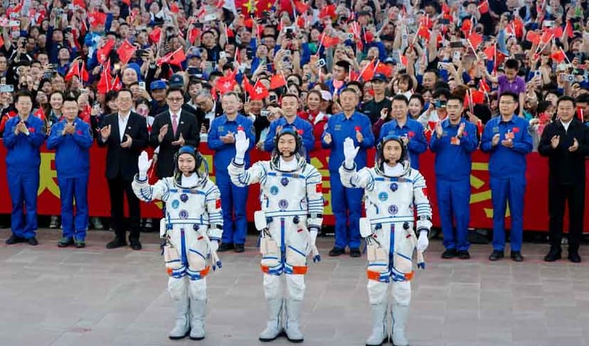 China sends astronaut in space