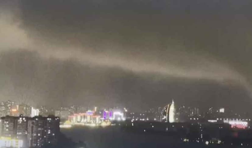 China tornadoes kill 11