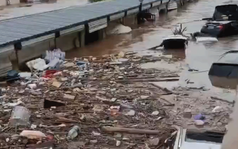 Beijing's extreme rain 'trap' kills at least 30, displaces thousands (Courtesy: Online)