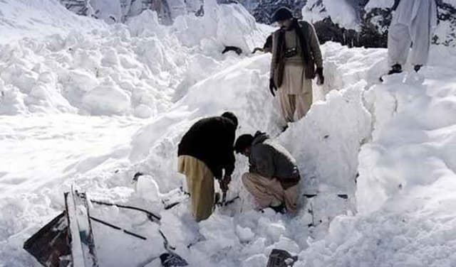 Chitral avalanche